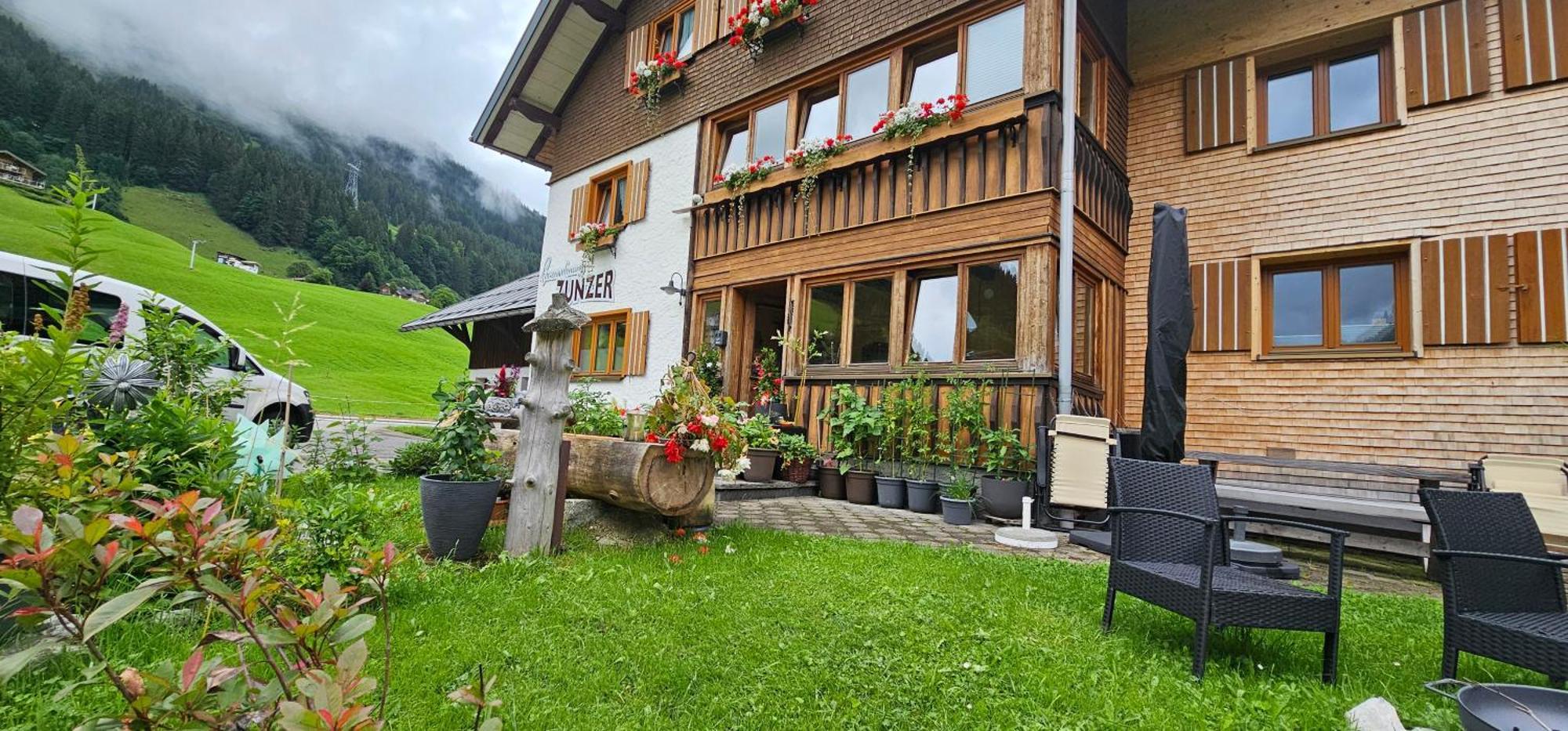 Zunzer Apartment